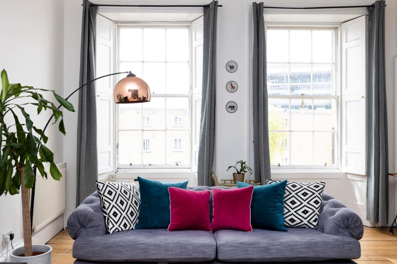 Altido Glamorous 2-Bed Flat Near Edinburgh Castle Kültér fotó