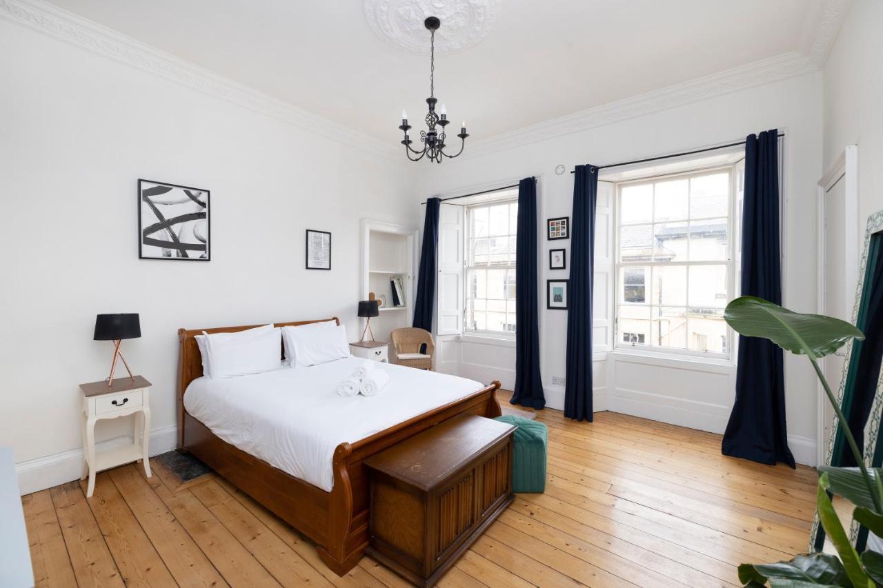 Altido Glamorous 2-Bed Flat Near Edinburgh Castle Kültér fotó